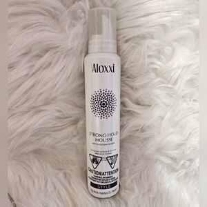 Aloxxi strong‎ hold mousse